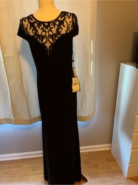 Adrianna Papell Black Maxi Evening Gown with Embellished Lace Yoke, size 8